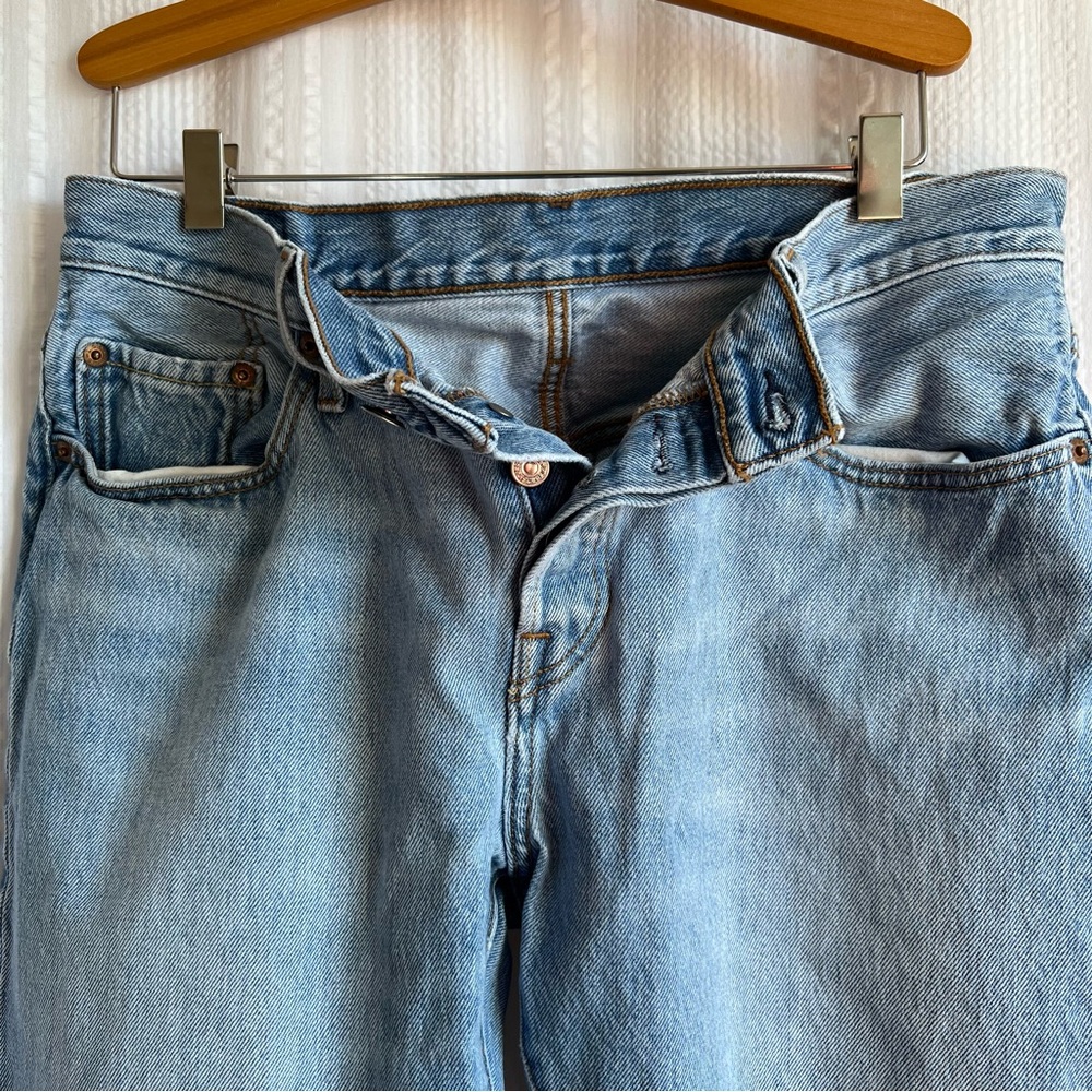 LEVIS 501 CT Jeans Men 28x34 (Actual 32x28) Button Fly Distressed Ripped Light - Picture 2 of 5